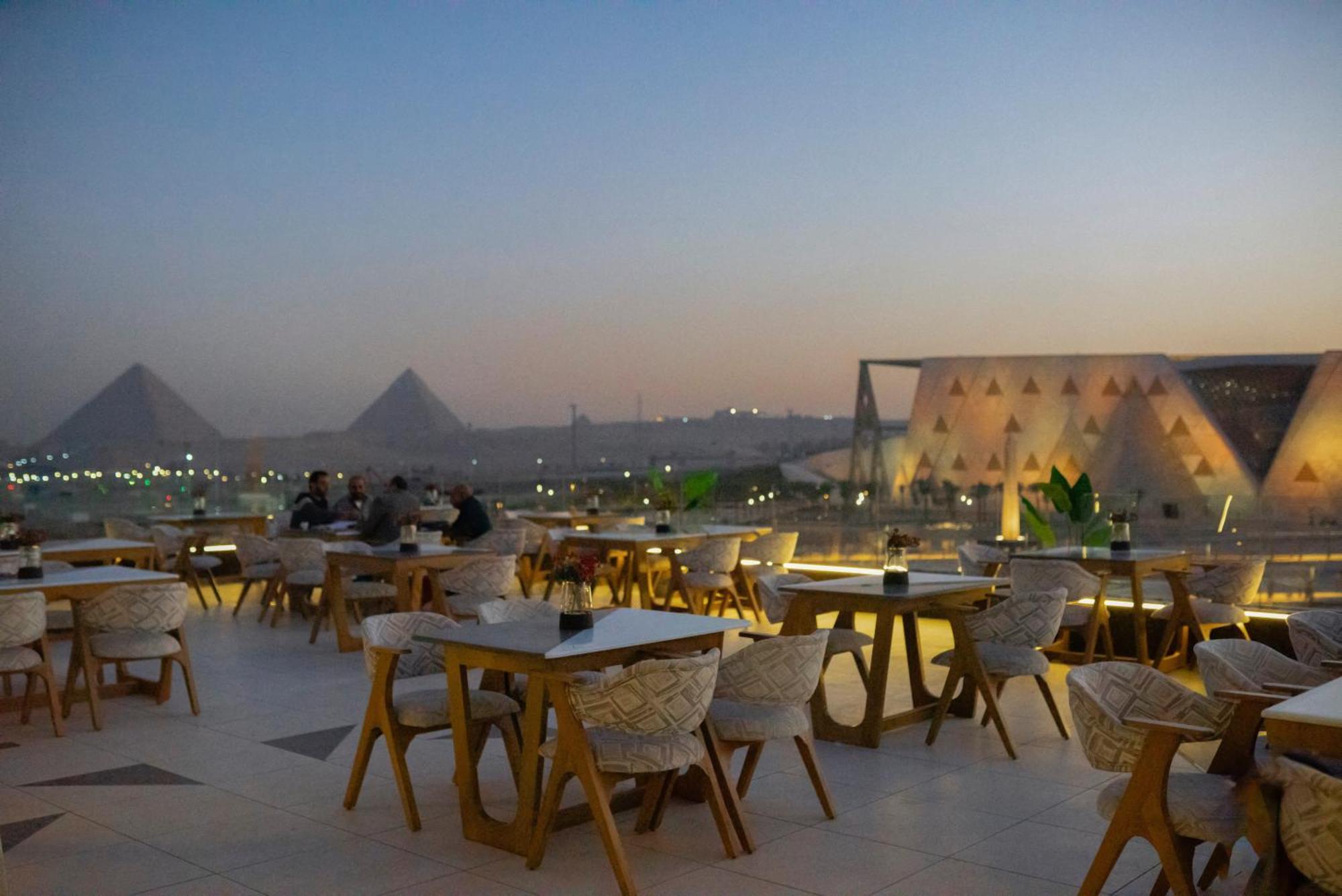 Royal Great Pyramid Inn Kafr Ghatati Zewnętrze zdjęcie