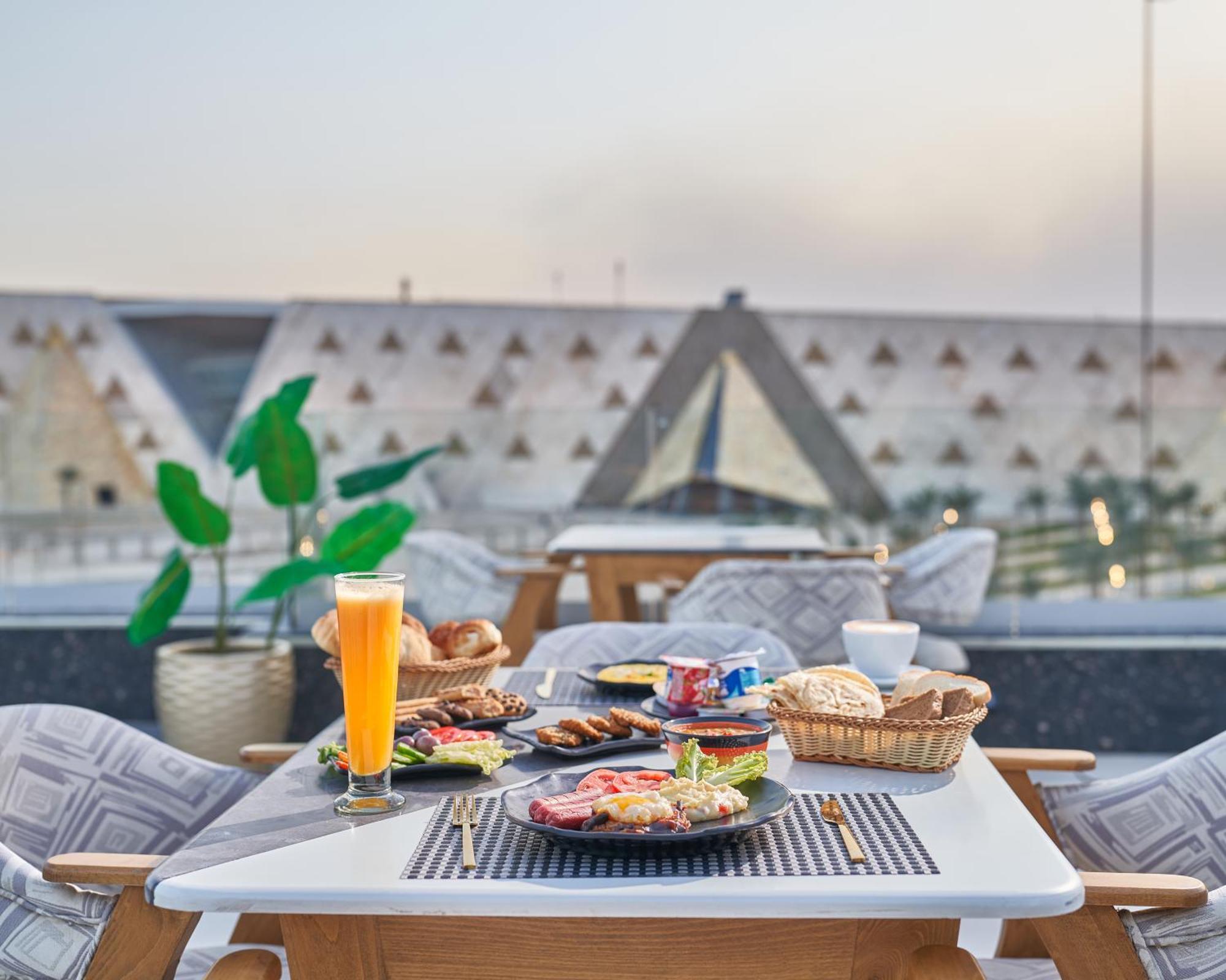 Royal Great Pyramid Inn Kafr Ghatati Zewnętrze zdjęcie